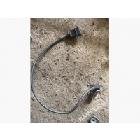 Датчик коленвала Audi A4 2000 028907319b