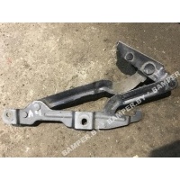 Петля крышки багажника Volkswagen Passat 2000 3B5827302