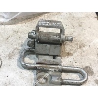 Петля двери Audi A3 2000 8L3831412