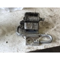 Петля двери Volkswagen Golf 2000 1J4833412C