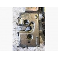 Замок двери задней правой Volkswagen Passat 1993 357839016D