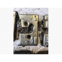 Замок двери задней правой Volkswagen Passat 1993 357839016D