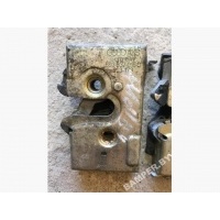 Замок двери передней правой Audi 80 1990 893837016c