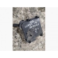 Блок предохранителей Renault Kangoo 2014 284b14059r