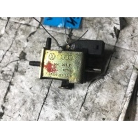 Клапан электромагнитный Volkswagen Passat 1995 028906283F