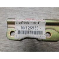 Петля капота левая Mitsubishi Lancer (CS Classic) 2003-2006 MN126933