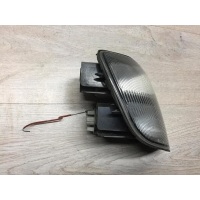 Указатель поворота правый Mitsubishi Pajero Montero 2 1997-2004 MR376368