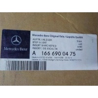 Накладка на порог правая Mercedes Benz W166 M-Klasse (ML/GLE) 2011- A1666900475