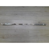 Накладка двери багажника Mercedes Benz W166 M-Klasse (ML/GLE) 2011- A1667400193