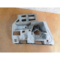 Кронштейн переднего бампера правый Skoda Octavia (A7) 2013- 5E0807056