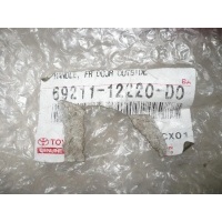 Ручка двери наружная правая Toyota Corolla E12 2001-2006 69211-12220-D0