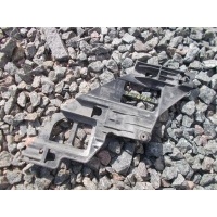 Кронштейн фары правой Volkswagen Golf VI 2009-2012 5K0807228A