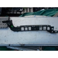 Кронштейн заднего бампера правый Skoda Octavia (A7) 2013- 5E5807864