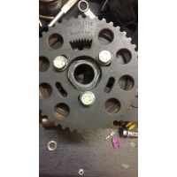 Шестерня распредвала Volkswagen Golf 4 2003  038109111E