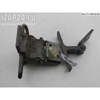 Петля двери передней правой Audi A6 C4 (1994-1997) 1995 4A0831412D