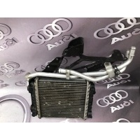 Дополнительный выносной радиатор Audi A7 4G 2015 4G0121212