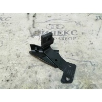 кронштейн Audi A4 (B8) 2007-2015 2009/12 8k9863583