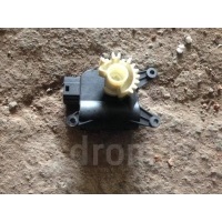моторчик заслонки печки VW Golf V Plus 2005-2014 2006 1k0907511d