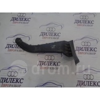направляющая заднего бампера Audi A6 (C5) 1997-2004 2004 4B5807453E