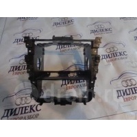 рамка магнитолы VW Golf V Variant 2003-2009 1K0858005