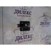 крепеж Audi A4 (B7) 2004-2009 2005 8e9886177