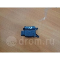 моторчик заслонки печки VW Touareg 2002-2010 7L0907511J