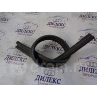 уплотнитель капота Audi A4 (B8) 2007-2015 02.06.2008 8T0823723A