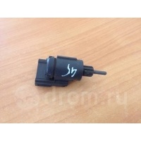 датчик включения стопсигнала Audi A6 (C6 4F) 2004-2011 3B0945511A