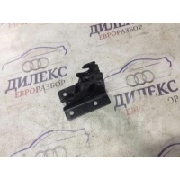 замок сиденья Audi A4 (B8) 2007-2015 2009 8K0886177