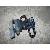 петля двери VW Passat (B6) 2005-2010 2008 3c8833411b