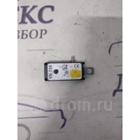 усилитель антенны VW Touareg 2002-2010 7l6035577r