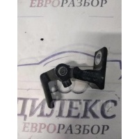 петля двери Audi A4 (B8) 2007-2015 2009 8K0831402B