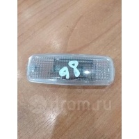 плафон салонный Audi Allroad quattro 2000-2005 2003 8L0947105A