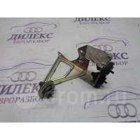 кронштейн блока abs VW Touareg 2002-2010 2004 7l0614125