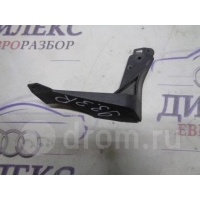 направляющая заднего бампера Audi A6 (C5) 1997-2004 2002 4B0807330