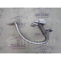 петля крышки багажника Audi A4 (B8) 2007-2015 02.06.2008 8K5827302J