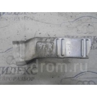 кронштейн усилителя заднего бампера Audi A6 (C5) 1997-2004 4b0807332j