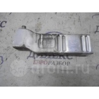 кронштейн усилителя заднего бампера Audi Allroad quattro 2000-2005 2004 4B0807331E