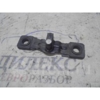 ответная часть замка багажника VW Passat (B6) 2005-2010 2010 3C9827507