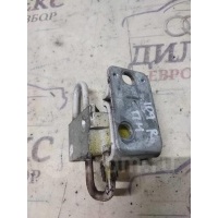 петля двери VW Passat (B6) 2005-2010 2010 3C8831412A