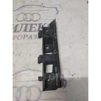 направляющая переднего бампера VW Passat (B6) 2005-2010 2010 3C0807184