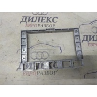 рамка магнитолы VW Touareg 2002-2010 2009 7l6857318c