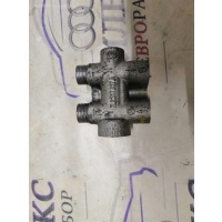 термостат VW Touareg 2002-2010 2009 7l0317027a