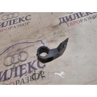 кронштейн Audi Q5 2011 8R0260759