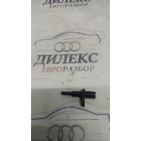 датчик температуры воздуха Audi Q5 2011 06b905379d