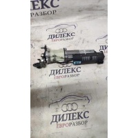 механизм подъема двери багажника Audi Q5 2011 8R0827851B