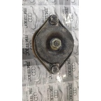 опора кпп Audi A6 (C5) 1997-2004 8D0399151R