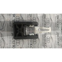 кронштейн солнцезащитного козырька VW Passat (B6) 2005-2010 2008 1k0858774