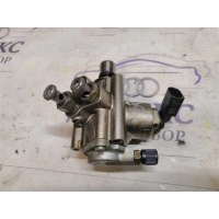 насос топливный механический VW Golf V Plus 2005-2014 2005 06F127025D