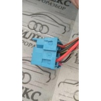 разъем Audi 8e0937527